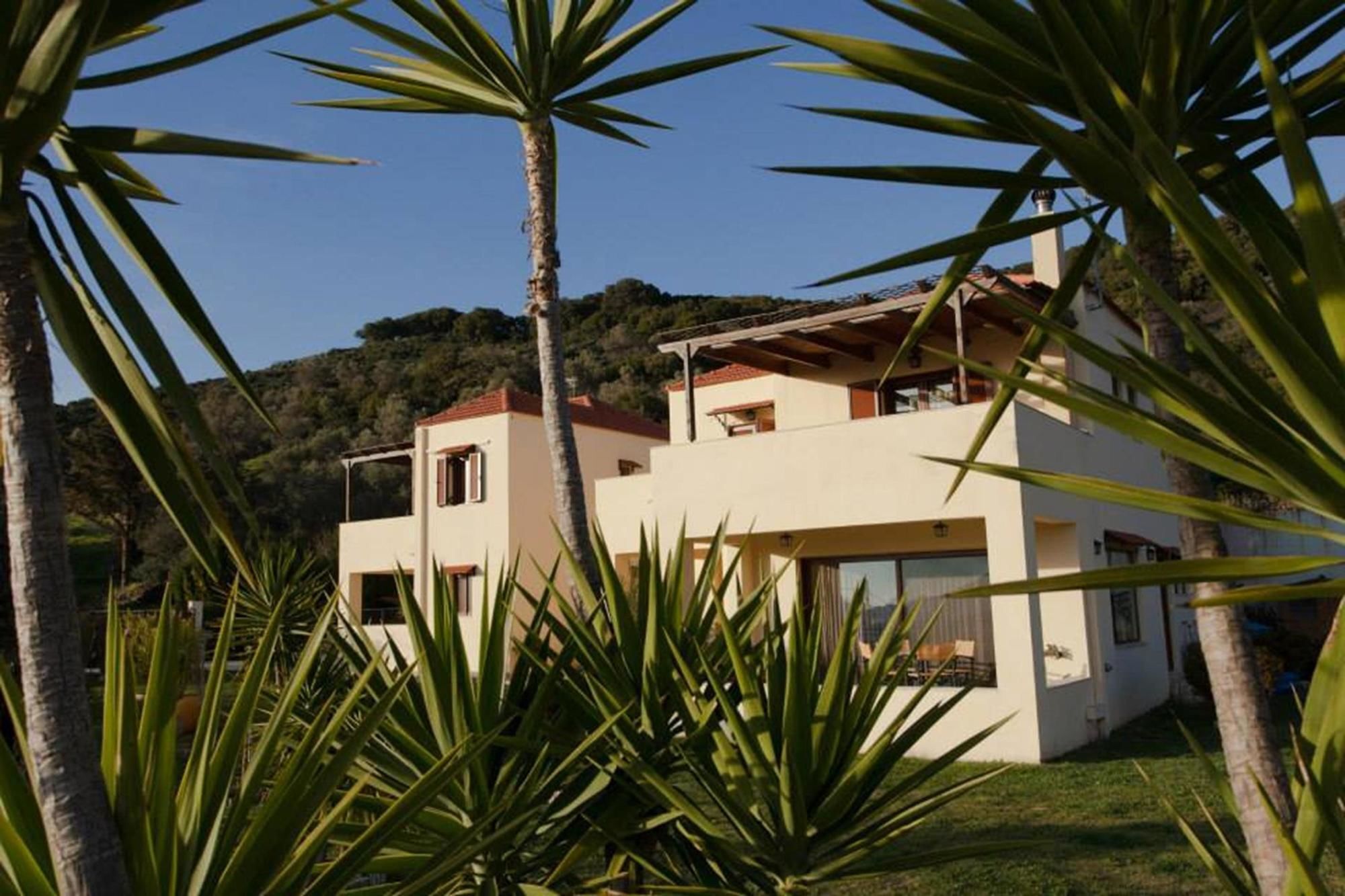 Louloudis Villa Spílion Esterno foto
