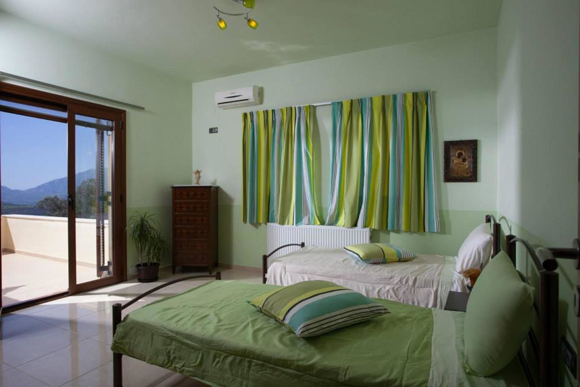 Louloudis Villa Spílion Esterno foto